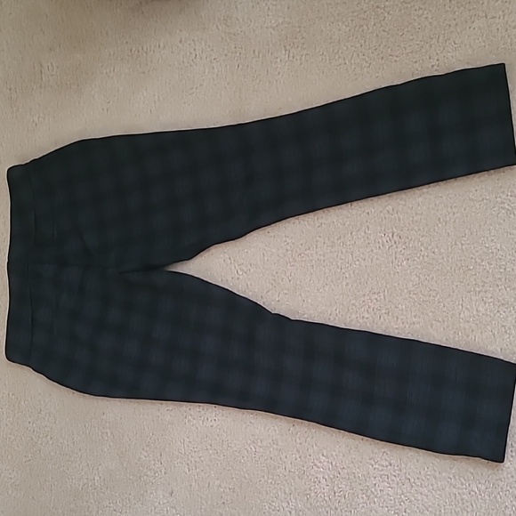 Hilary Radley Pull on Pants Plaid - Picture 1 of 4